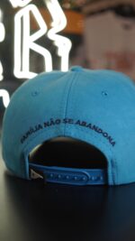 Bone Snapback Casal Legendário Azul Celeste Suede - Image 2