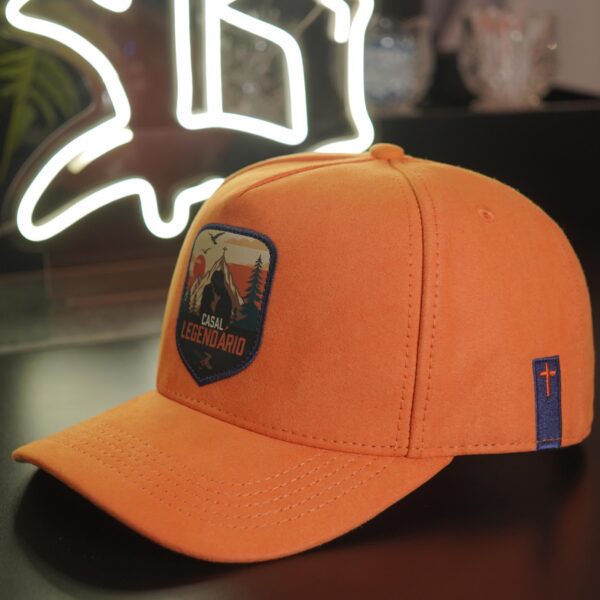 Bone SnapBack Casal Legendário Laranja Suede