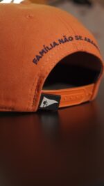 Bone SnapBack Casal Legendário Laranja Suede - Image 4