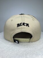 Boné SnapBack Bege Logo Square  Snake Red - Image 3